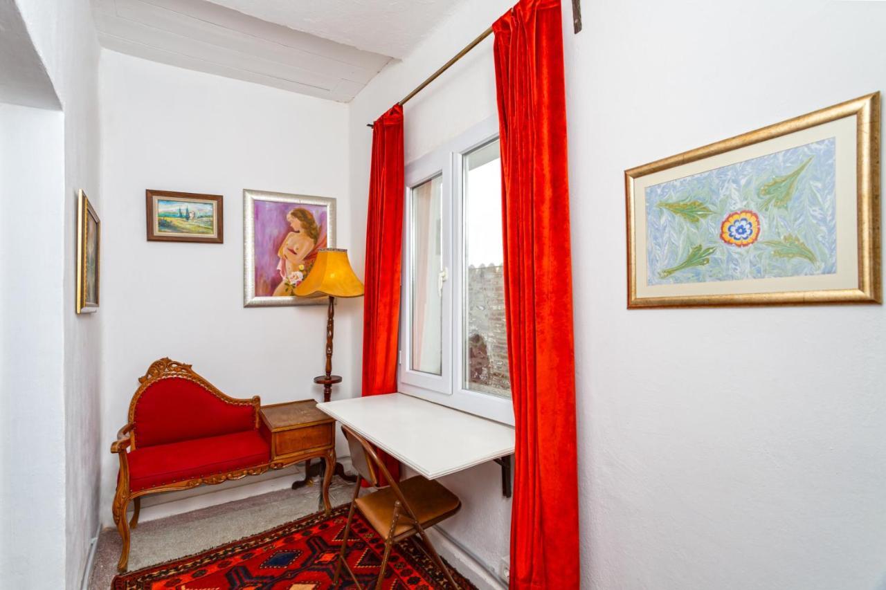 Apartament Iconic Stone *